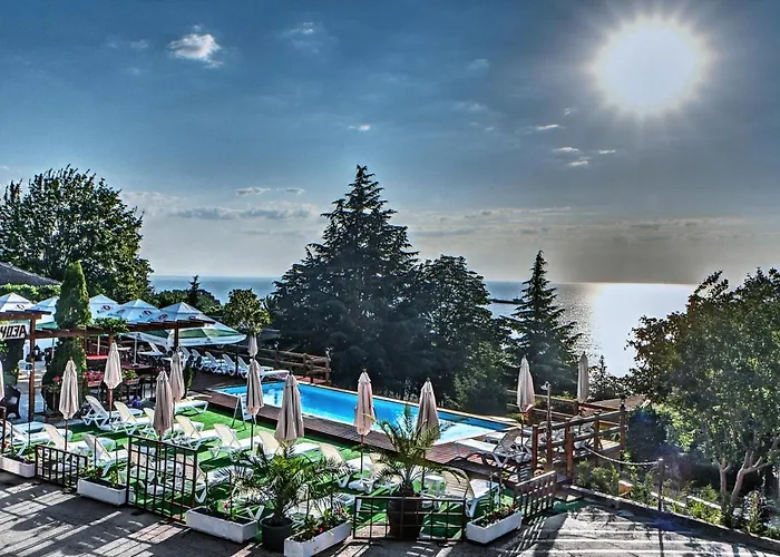 Complex Fichoza ヴァルナ