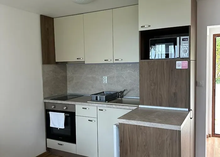 Semesterpark Complex Fichoza