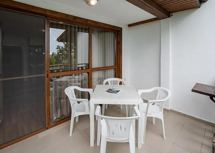 Complex Fichoza Semesterpark