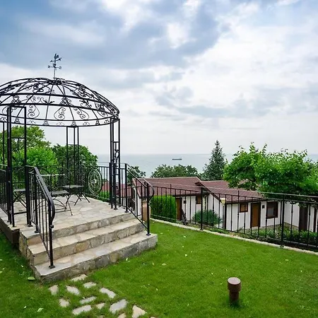 Parc de vacanță Complex Fichoza 3*