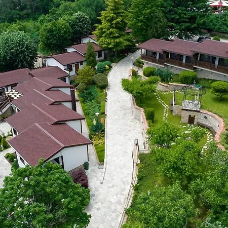 Üdülőpark Complex Fichoza