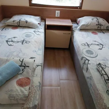 Complex Fichoza Parc de vacanță 3*