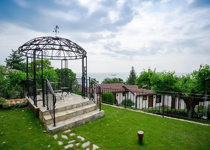 Holiday park Complex Fichoza 3*