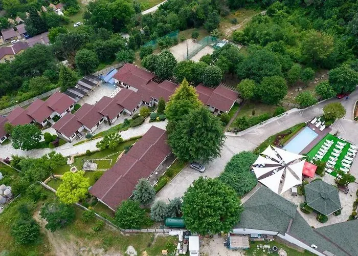 Kompleks wypoczynkowy Complex Fichoza 3*